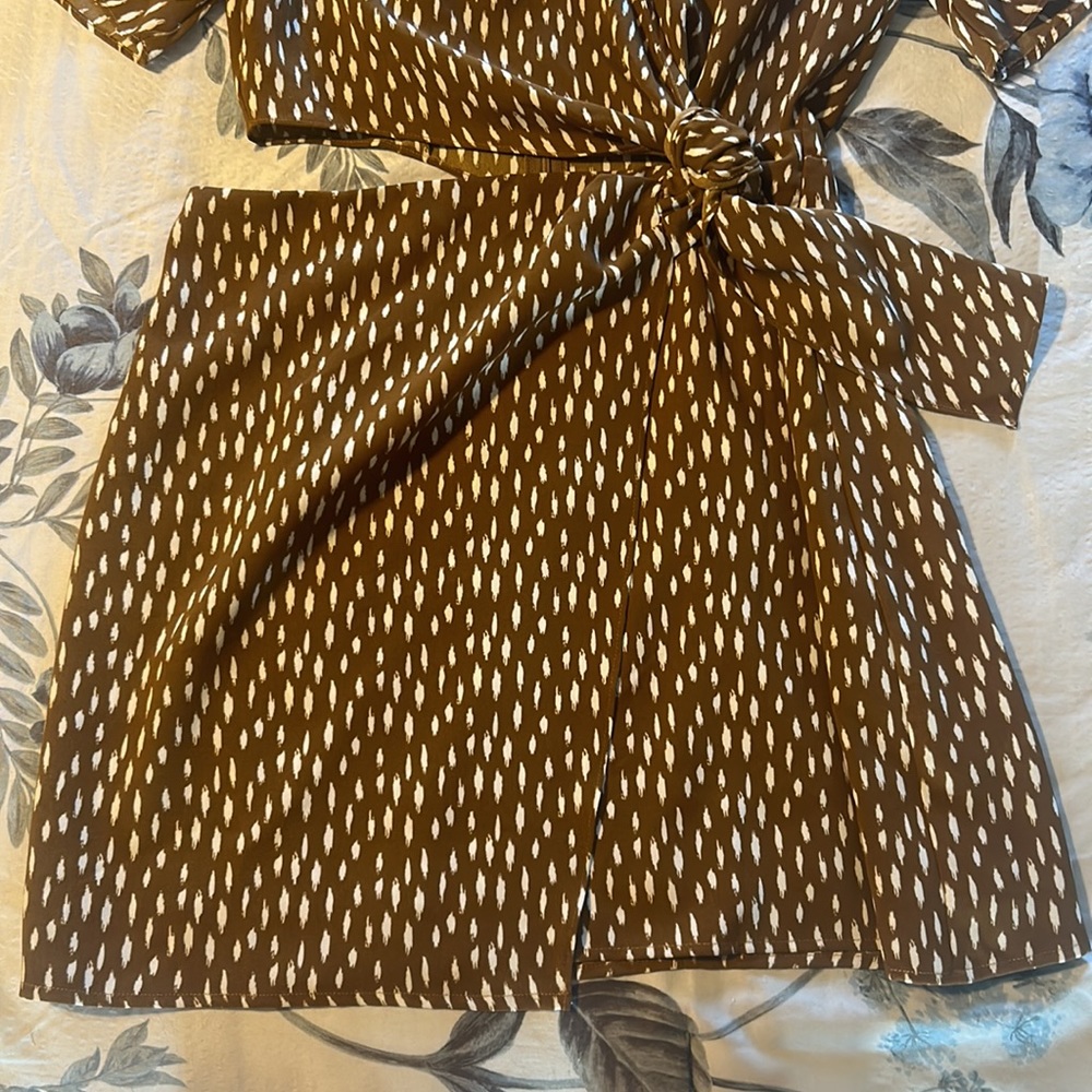 Lush dress - Picture 3 of 3